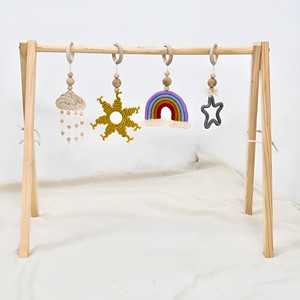 Structures de jeu pour bébés en bois, fabriquées à la main, à prix compétitif, centres d'activités en bois pour bébés. - Product Image 1