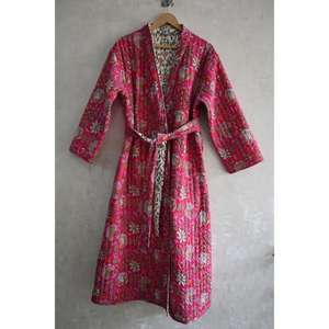 Kimono Boho de Algodón Acolchado con Estampado Floral, Cuello en V, Cierre con Cordón, Chaqueta Larga para Mujer, Bata Hecha a Mano en India, Ligera - Product Image 1