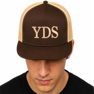 Gorra Trucker Unisex Personalizada de Primera Calidad, Ajuste Cómodo, Estilo para Exteriores, Calidad de Exportación, Gorra Trucker Hecha a Medida - Product Image 1