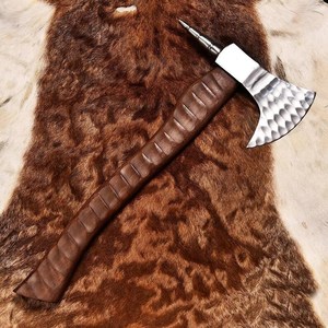 Hache de guerrier nordique artisanale, hache viking forgée, tête en acier gravée, manche en bois de rose, lame de 4 1/2 pouces, camping, bushcraft, OEM - Product Image 4
