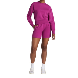 Ensemble décontracté deux pièces pour femme : sweat-shirt oversize et short rose fuchsia avec logo personnalisé, en molleton de coton à col ras du cou - Product Image 3