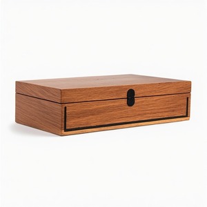 Estuche de Cigarros de Diseño de Lujo en Madera Sólida y Aluminio, Colección Exclusiva en Acero Inoxidable, Estructura Resistente, Elegante y Atemporal - Product Image 5