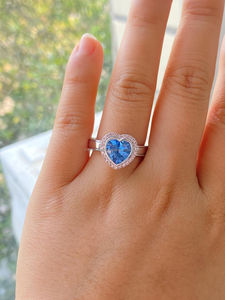 Bague en diamant bleu en forme de cœur avec halo rose, élégante bague de fiançailles en or blanc, cadeau romantique de bijoux fins - Product Image 2