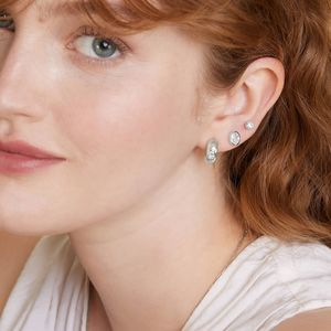 Boucles d'oreilles clous en argent sterling 925 avec moissanite, diamant étincelant, bijoux fins classiques pour femme, style intemporel - Product Image 4