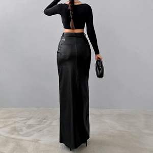 Minifalda de Cuero Genuino para Mujer, Diseño Personalizado de Marca, Color Sólido, Cintura Regular, Corte Ajustado, Sexy y Transpirable - Product Image 3