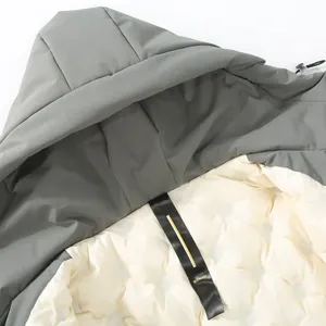 Chaqueta Acolchada con Capucha para Hombre, Diseño Color Block, Cortavientos, Informal, para Invierno, con Cierre de Cremallera, Relleno de Poliéster, Corte Regular - Product Image 5