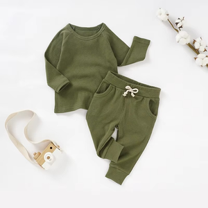 Ventes chaudes, pyjamas pour bébés, ensembles de vêtements en coton pour garçons, ensembles personnalisés pour enfants, ensembles de couleur unie, ensembles tricotés pour enfants, survêtements pour enfants - Product Image 1