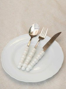 Ensemble de couverts de luxe en acier inoxydable avec manche en résine, cuillère, fourchette, couteau, vaisselle de table réutilisable pour les fêtes - Product Image 5