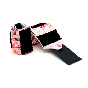 Bandes de maintien de poignet unisexes de haute qualité, souples et résistantes, pour l'entraînement en salle de sport, avec logo personnalisé, soutien pour la musculation, ceinture en caoutchouc et coton, prix bas - Product Image 1