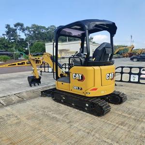 Miniexcavadora CAT 301.7 CR en perfecto estado, control hidráulico avanzado, funcionamiento suave, alto rendimiento. - Product Image 3