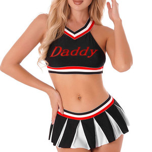 Uniforme de cheerleading pour adultes, jupe noire et blanche, logo imprimé par transfert thermique sur le devant, kit en spandex et polyester - Product Image 3