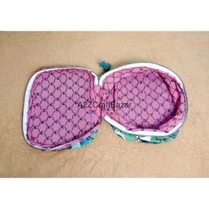 Pochette matelassée à poignée en coton 100% pur, faite à la main, écologique, durable, élégante, avec fermeture éclair, organiseur de cosmétiques, petite trousse de voyage - Product Image 5