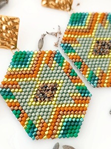 Pendientes de Cuentas de Calidad de Exportación, Pendientes de Cuentas de Alta Gama, Pendientes de Cuentas con Acabado Liso, Artículo de Pendientes de Cuentas a Precio de Fábrica al por Mayor - Product Image 3