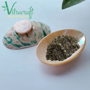 Assiette à caviar faite à la main vietnamienne Mini assiette de conque avec base parfaite pour servir du caviar coûteux Taille sûre à utiliser 6-7cm - Product Image 3