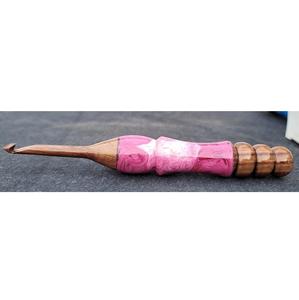 Ganchos de ganchillo hechos a mano con mezcla de palisandro epoxi, agujas de tejer con mango suave para ganchillo, epoxi puro de palisandro puro de 3mm a 12mm - Product Image 6