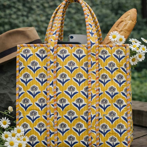 Bolsa de Mano de Algodón Estampada a Mano, Bolsa de Mano de Algodón Hecha a Mano en India, Bolsa de Mano para Mujer, Bolsa de Hombro Acolchada Estampada a Mano - Product Image 1