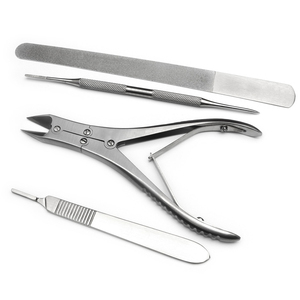 Kit de 4 outils de qualité clinique pour l'élimination et l'entretien des ongles incarnés – Instruments de podologie durables en acier inoxydable - Product Image 1