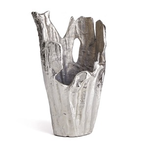Vase de table en métal transparent de luxe, décoratif pour salon, approvisionnement en gros, moderne, élégant, raffiné, cadeau haut de gamme pour la maison - Product Image 1