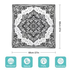 Bandana carrée en coton respirant personnalisée à prix abordable avec impression numérique, idéale pour les activités de plein air, design sportif, couleur rouge - Product Image 5