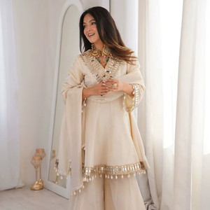 Ensemble Kurti Plazzo Premium Chinon Long Kali avec broderie miroir véritable et dupatta élégante - Product Image 1