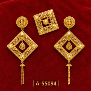 Pendientes de tuerca chapados en oro de 24 quilates de MOLL JEWELLERS, diseño vintage con borlas, forma de corazón coral, lujo para mujer, A-55094, joyería para fiestas - Product Image 1