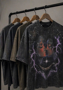 Camiseta Vintage con Gráfico Cósmico, Oversize, de Algodón 100% de Alto Gramaje, Lavada, Estilo Streetwear, con Pedrería, Unisex - Product Image 5