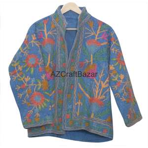 Veste d'hiver pour femme brodée à la main style Suzani, en coton doux, avec motifs – Vente en gros, exportateur indien - Product Image 6