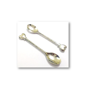 Juego de Cucharas de Acero Inoxidable de Lujo, 2 Piezas, con Mango en Forma de Corazón, Aptas para Lavavajillas, Sostenibles, Elegantes, Románticas y Decorativas - Product Image 1