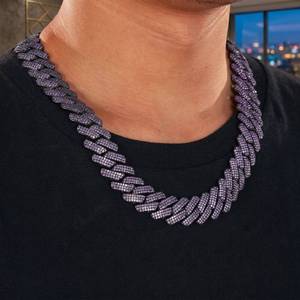 Collar de Plata 925 con Diamante Moissanita Morado de 20 mm - Estilo Hip-Hop para Hombre, Pasa el Test de Diamantes, Disponible para la Venta - Product Image 3