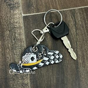 March Expo 2026 Porte-clés en cuir de vache occidental fait main, gravé à la main, à motif damier, thème Rodeo, cadeau pour hommes et femmes, vente en gros - Product Image 1