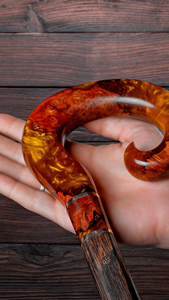 Bastón de Resina y Madera Moderno, Ecológico, Tallado, con Base Antideslizante y Mango Ergonómico para Interiores y Exteriores - Product Image 5