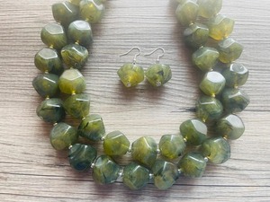 Collar de Resina Hecho a Mano con Aspecto de Piedra Natural, Joyería de Moda para los que Marcan Tendencia - Product Image 2
