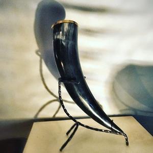 Copa Vikinga Portátil con Diseño de Cuerno - Product Image 4