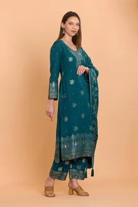 Traje de Invierno para Mujer, Marca Safaa, Serie Dilkash, Material de Vestido sin Coser - Product Image 2