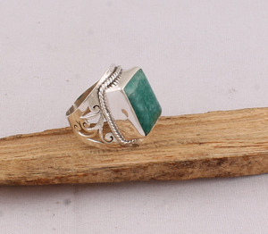 Bague en émeraude vintage en gros, style antique, en argent sterling 925, fournisseur de bijoux, style victorien - Product Image 6