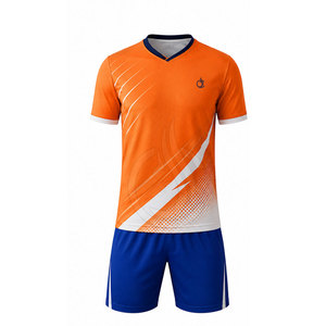 Uniforme de Fútbol de Poliéster de Alto Rendimiento, Jersey y Pantalones Cortos Transpirables y Ligeros que Absorben la Humedad para Partidos de Club y Equipos Deportivos - Product Image 2