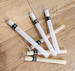 Conos de cáscara de maíz enrollados a mano Manual blanqueados sin blanquear tamaños de 109mM y 9mm rollos rectos a granel puntas de madera de vidrio - Product Image 1