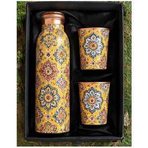 Juego de Botellas de Agua de Cobre Hechas a Mano con Diseño de Hoja de Oro, Bebedero Portátil para Viajes - Product Image 2