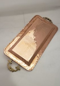 Bandeja de Servir Minimalista de Cobre, Plato Rectangular de Metal, Asas Decorativas Doradas de Estilo Barroco, Plato Decorativo Dorado Tallado Antiguo - Product Image 2