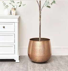 Pot de fleurs moderne en cuivre martelé, pot de plantes d'intérieur, décoration de bureau minimaliste, jardinière en métal pour plantes vertes - Product Image 3