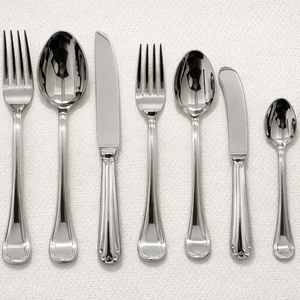 Accessoires de table pour dîner formel  Décoration de table raffinée  Vaisselle pour événements et traiteur  Essentiels pour la mise en table de fête  Luxe - Product Image 4