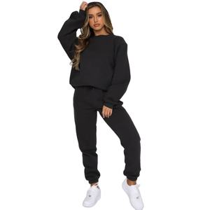 Conjunto deportivo de dos piezas de felpa para mujer, con logotipo personalizado impreso, 100% algodón, ecológico, con bolsillos laterales, estilo casual. - Product Image 5