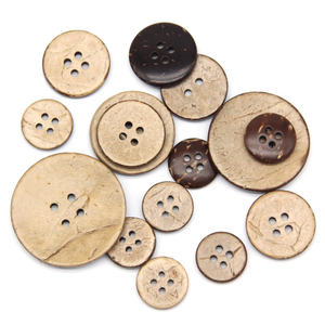 กระดุมมะพร้าวอเนกประสงค์สำหรับเสื้อผ้า ตัวเลือกที่ดีที่สุดสำหรับเสื้อเชิ้ต เสื้อโค้ท และเสื้อถัก กระดุมตกแต่งงานฝีมือ ขายส่ง - Product Image 3