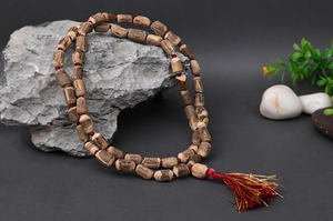 มาลาทูลซีธรรมชาติ งานแฮนด์เมดสไตล์ป๊อปอาร์ตแบบดั้งเดิม สำหรับการทำสมาธิและใช้บนโต๊ะ ตกแต่งบ้านในเทศกาลดีวาลี - Product Image 5