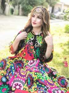 Coiffe vintage afghane Kuchi à prix compétitif, pièce unique, avec broderie de perles, pour mariage, fiançailles, fête - Product Image 3