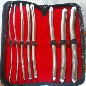 Kit médical gynécologique DNC : Ensemble d'instruments chirurgicaux manuels et électriques en acier inoxydable, ciseaux, spéculums et dilatateurs - Product Image 6