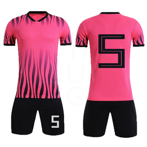 Conjunto de Camiseta de Fútbol Transpirable Unisex de Alta Calidad Personalizada y Pantalones Cortos de Secado Rápido con Logotipo Frontal Sublimado 100% Poliéster - Product Image 2