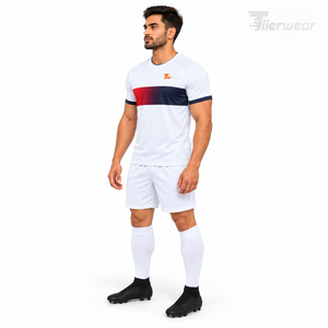 Uniformes de Fútbol Unisex Personalizables con Impresión por Transferencia de Calor, 100% Poliéster, Nuevo Diseño Propio, Camiseta y Pantalones Cortos de Pakistán - Product Image 1