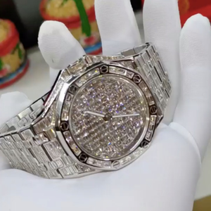 Montre de haute qualité personnalisée, sertie de diamants de laboratoire, en acier inoxydable, de la meilleure qualité, pour hommes - Product Image 4