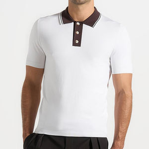 Polo en coton blanc pour homme, manches courtes, couleur unie, coupe décontractée, col piqué tricoté avec bordure et boutons marron - Product Image 1